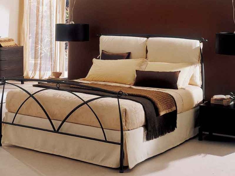 Итальянская кровать Manon фабрики BONTEMPI CASA