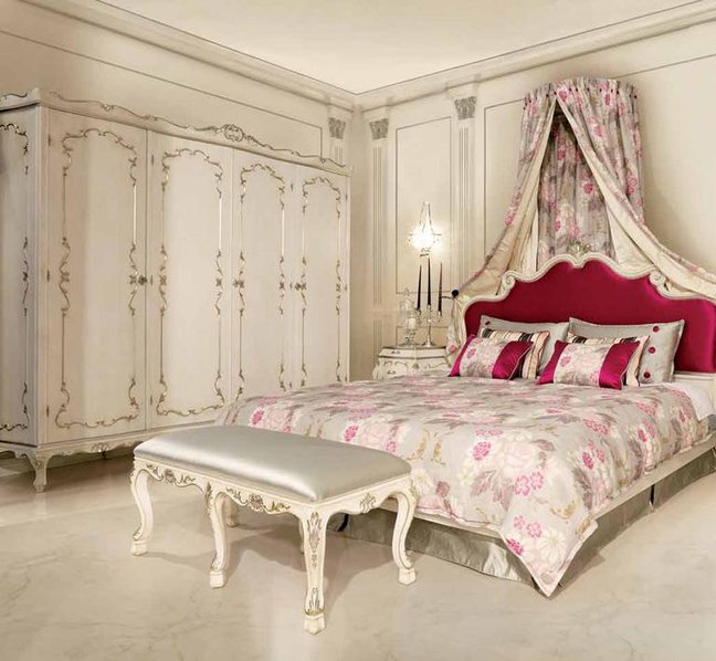 Итальянская спальня LUIGI XV фабрики ANGELO CAPPELLINI