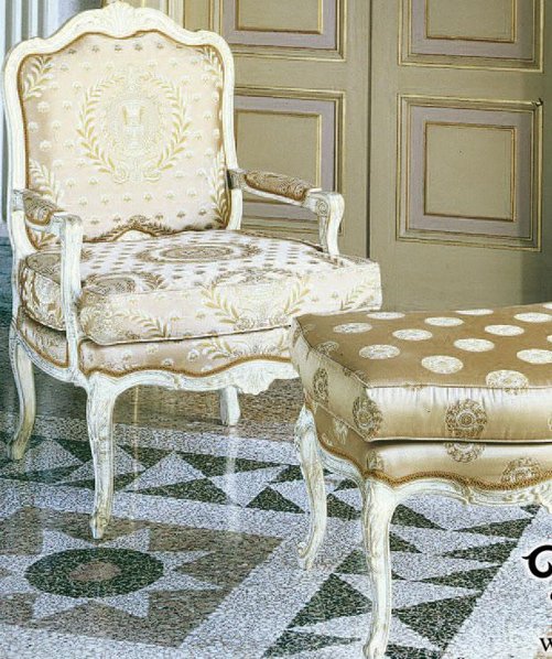 Итальянские кресла фабрики CABIATE PRODUCE