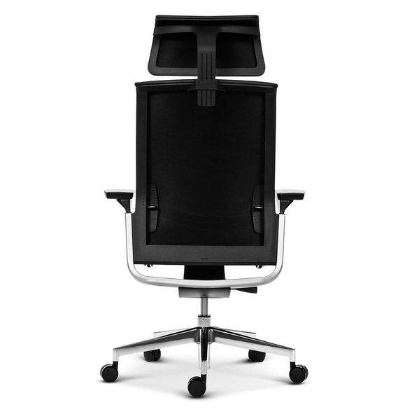 Эргономичное кресло руководителя Match черная кожа от студии дизайна BARTOLI DESIGN