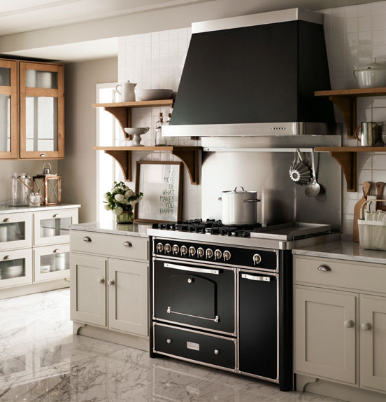 Итальянская кухня Favilla 05 фабрики SCAVOLINI