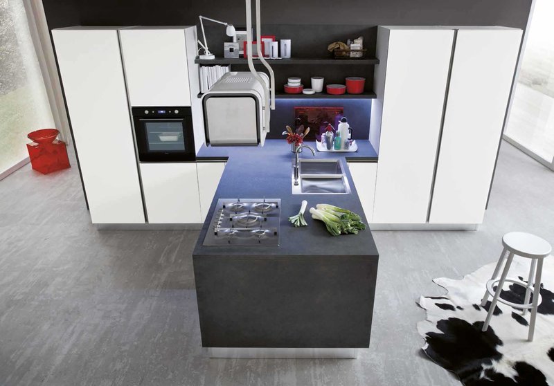 Итальянская кухня MYGLASS 02 фабрики GICINQUE CUCINE