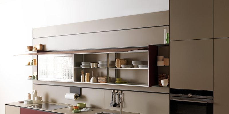 Итальянская кухня Riciclantica Laminato Grigio Caldo Opaco фабрики VALCUCINE