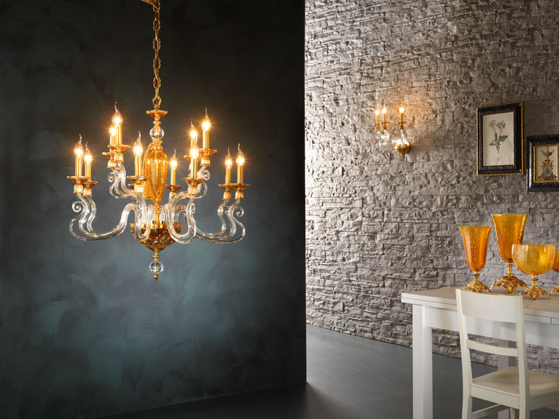 Итальянская люстра BAROCCO L8+4/Amber-Gold фабрики EUROLUCE LAMPADARI