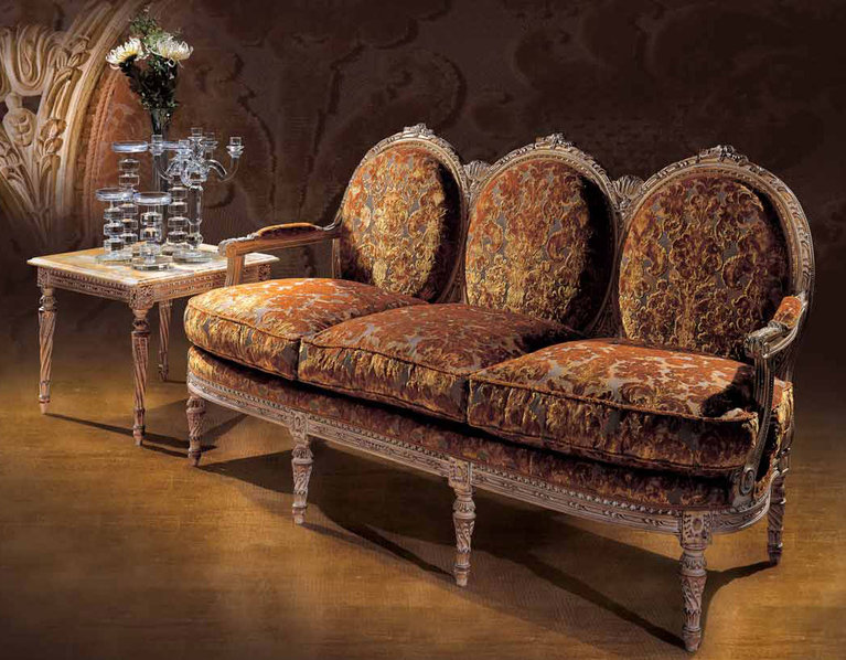 Итальянская мягкая мебель Luigi XVI Leopardi фабрики Angelo Cappellini