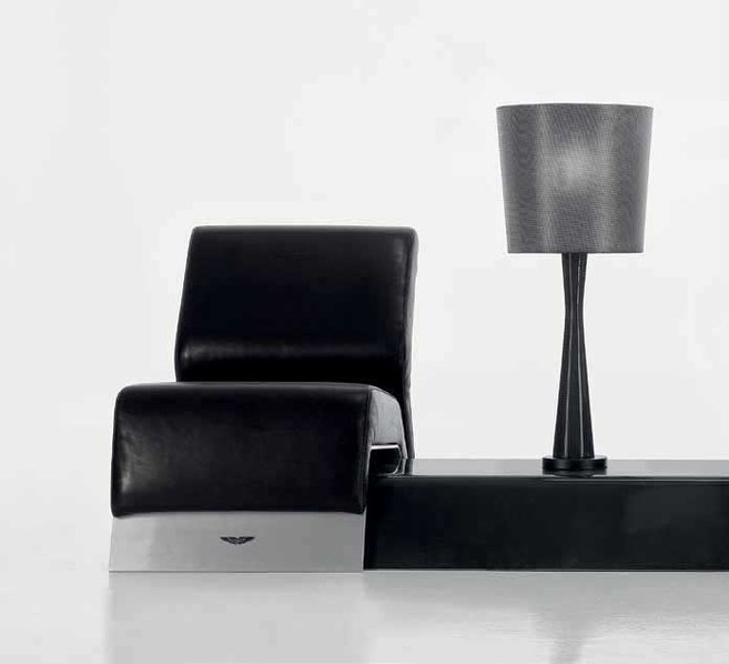 Итальянское кресло V001 фабрики ASTON MARTIN
