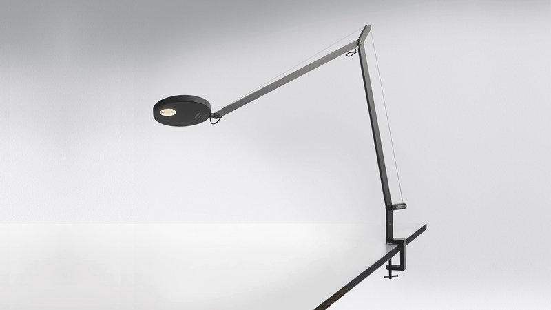 Итальянская настольная лампа Demetra Grey фабрики ARTEMIDE