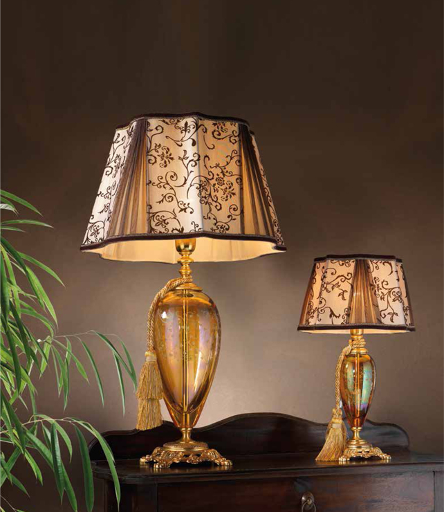 Итальянская настольная лампа LADY LG1 / Amber - Ornament фабрики EUROLUCE LAMPADARI