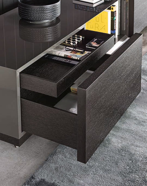 Итальянский буфет CONNORS 01 фабрики MINOTTI