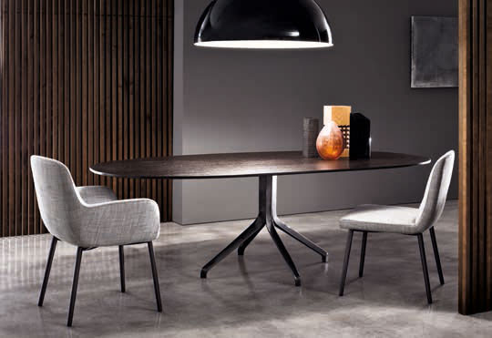 Итальянский стол CLAYDON фабрики MINOTTI