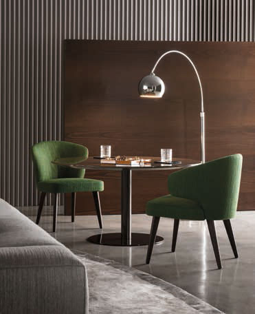 Итальянский стул ASTON LOUNGE фабрики MINOTTI