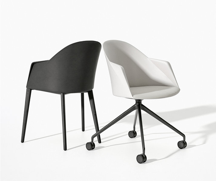 Итальянский стул с подлокотниками Cila 4 wood legs фабрики ARPER