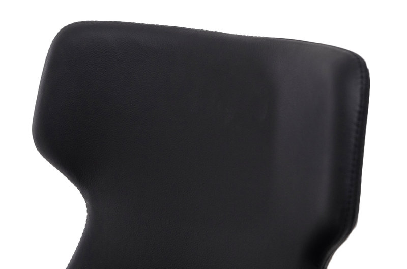 Кресло Antea, черная кожа от дизайнерской студии Profoffice