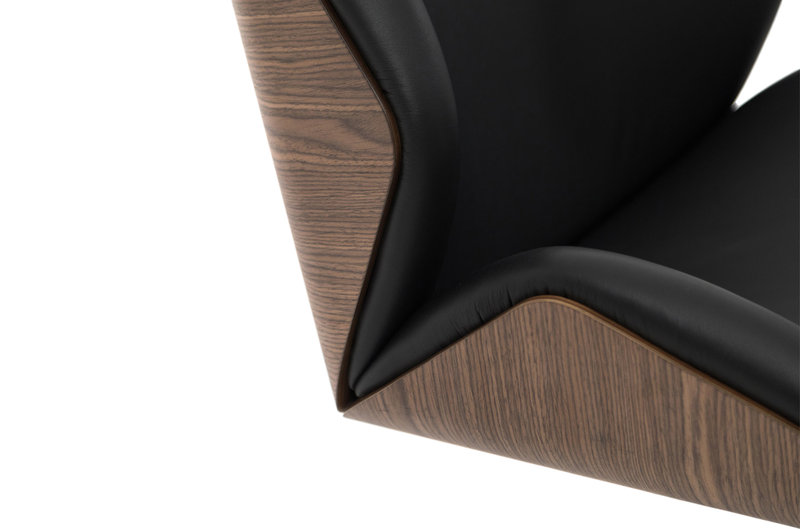 Кресло для переговорных Charm Wood Lounge черное/орех от дизайнерской студии Profoffice