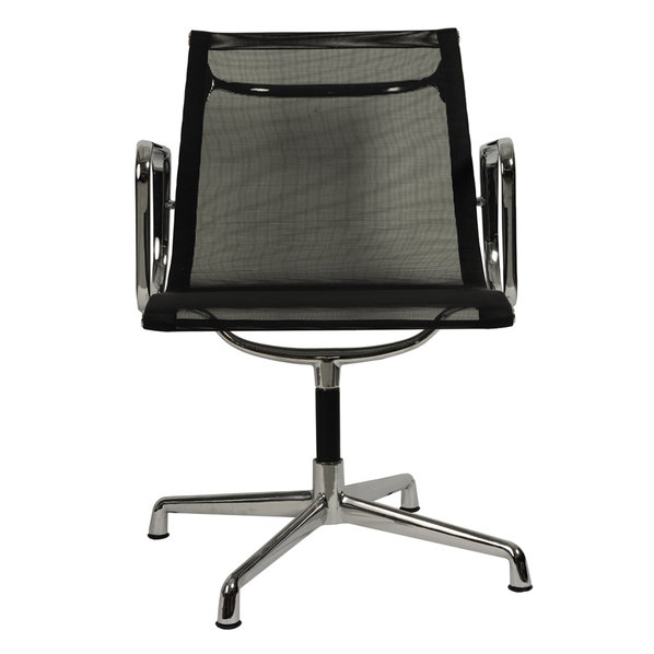 Кресло Eames Style Netweave Conference Chair EA 108 от дизайнера CHARLES & RAY EAMES