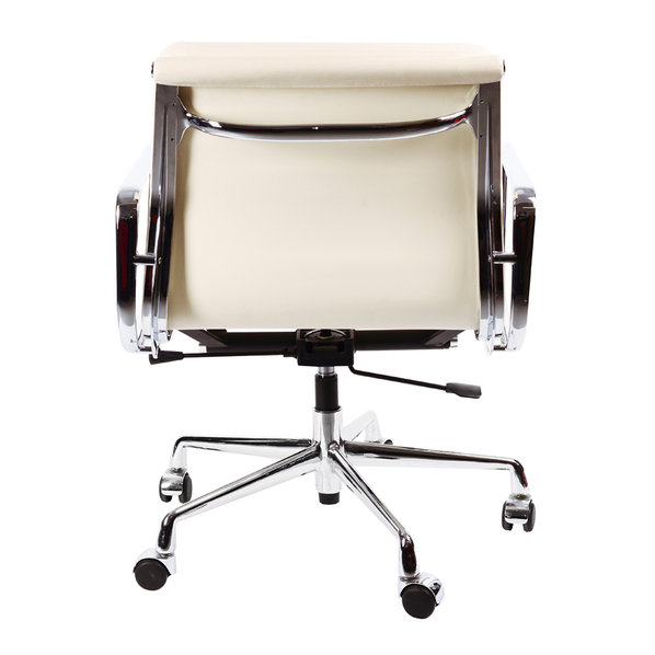 Кресло Eames Style Soft Pad Office Chair EA 217 кремовая кожа от дизайнера CHARLES & RAY EAMES