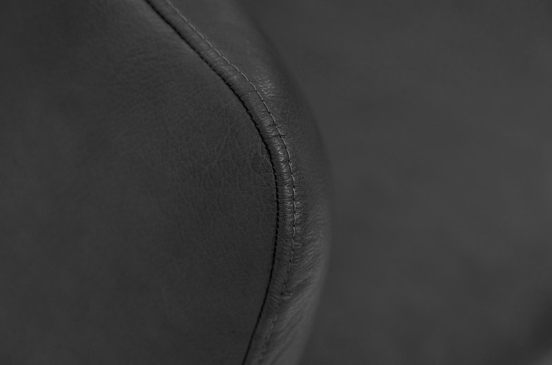 Кресло Liro кожа серый от дизайнерской студии Profoffice
