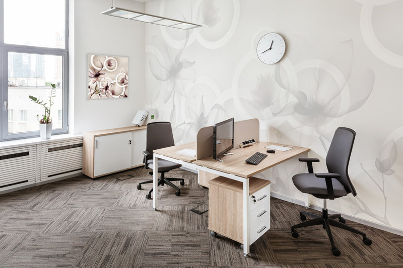 Офисный стол Tour Light для двоих сотрудников 140 x 143 см  от дизайнерской студии Profoffice