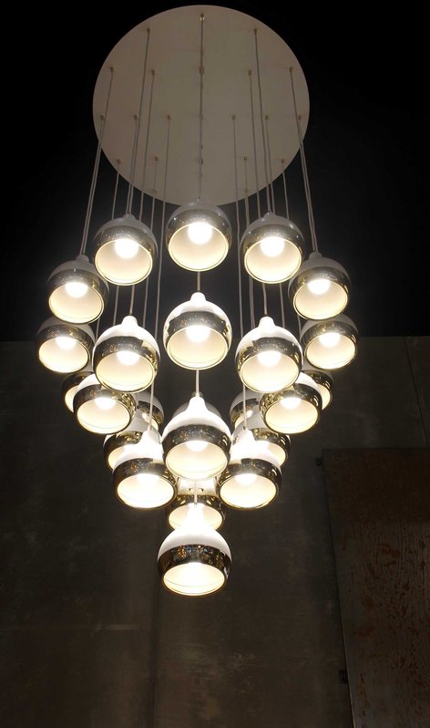 Португальская люстра HANNA CHANDELIER фабрики DELIGHTFULL