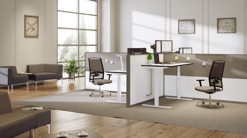 Стол офисный с электрической регулировкой высоты Skid от дизайнерской студии Profoffice