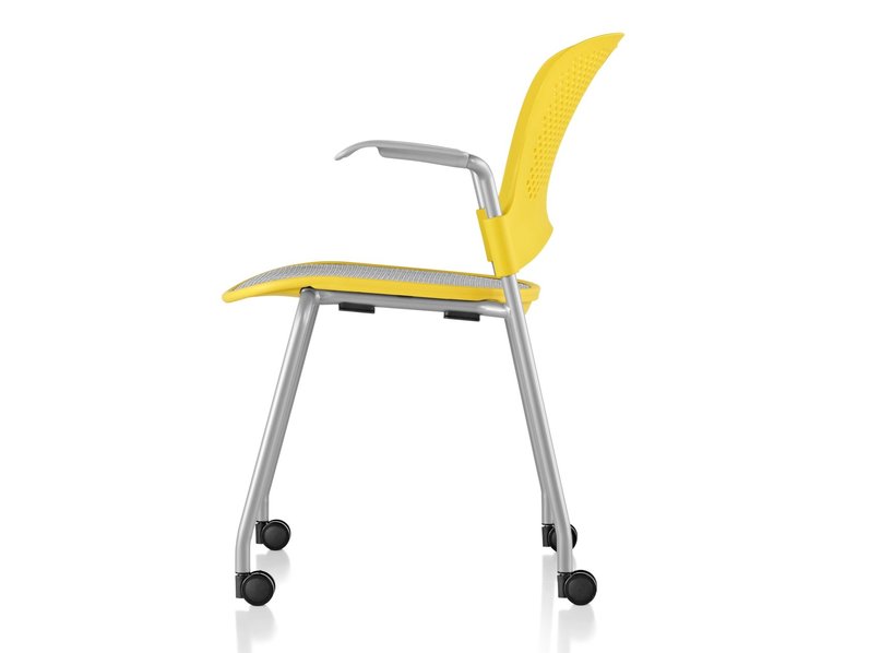 Стул с подлокотниками CAPER фабрики Herman Miller