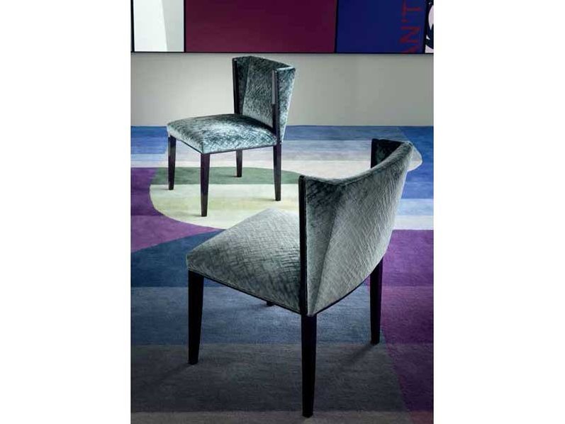 Итальянсикие стулья и кресла Vera фабрики  Costantini Pietro