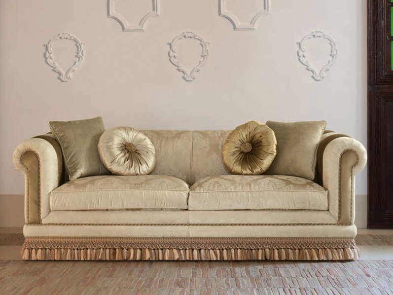 Итальянская мягкая мебель Leopardi Classic Home фабрики Epoque Treci Sallotti