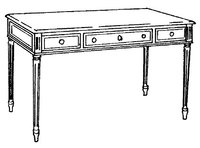 Письменный стол с тремя ящиками