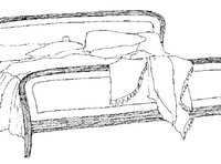 Кровать двухспальная с деревянными изголовьем и изножьем
