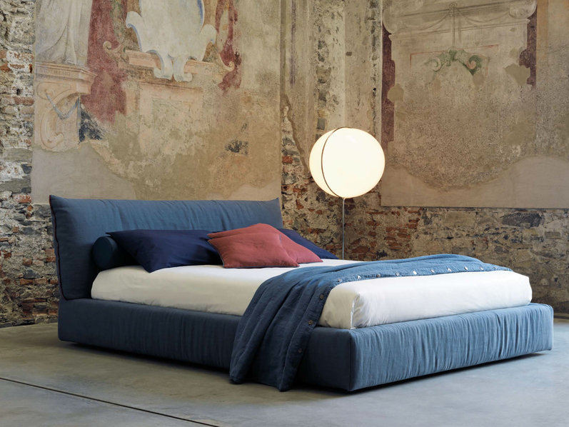 Итальянская кровать Plasir фабрики Biba Salotti