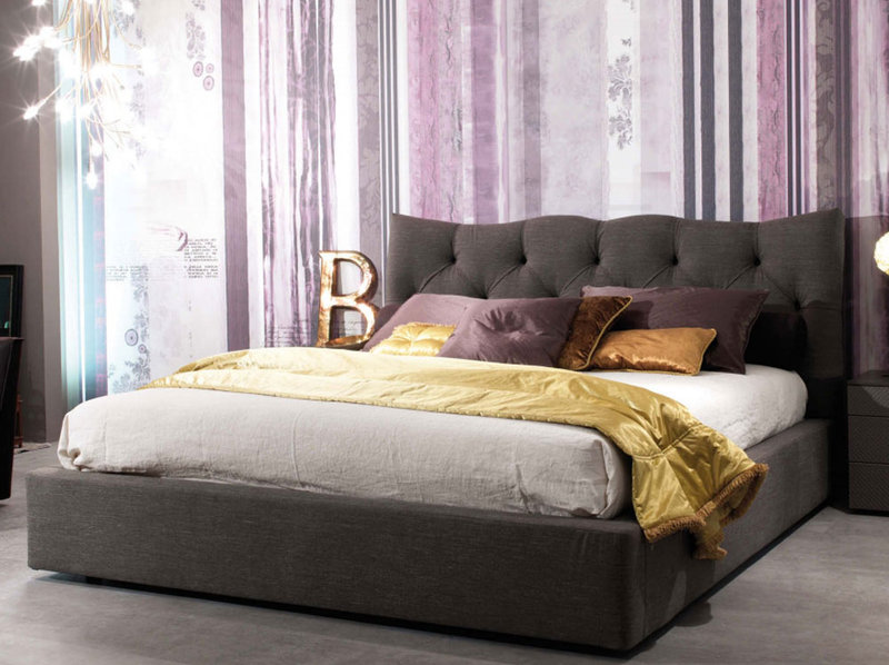 Итальянская кровать Meneo фабрики Biba Salotti
