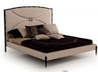 Кровать с мягкой обивкой, внутренние размеры 180 x 200