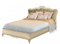 Кровать с мягкой обивкой, внутренние размеры 120 х 200