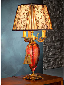 Итальянская настольная лампа LADY LG3+1 / Ruby - Ornament фабрики EUROLUCE LAMPADARI