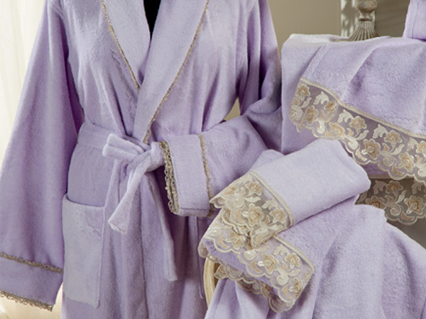 Итальянские полотенца и халаты Viola фабрики Ricam Art