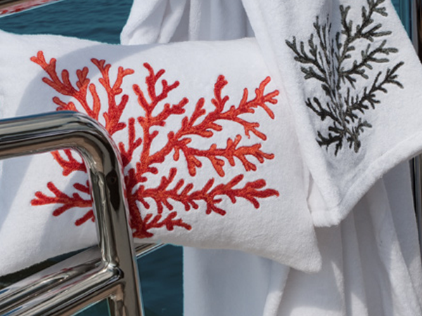 Итальянские полотенца и халаты Corallo фабрики Ricam Art
