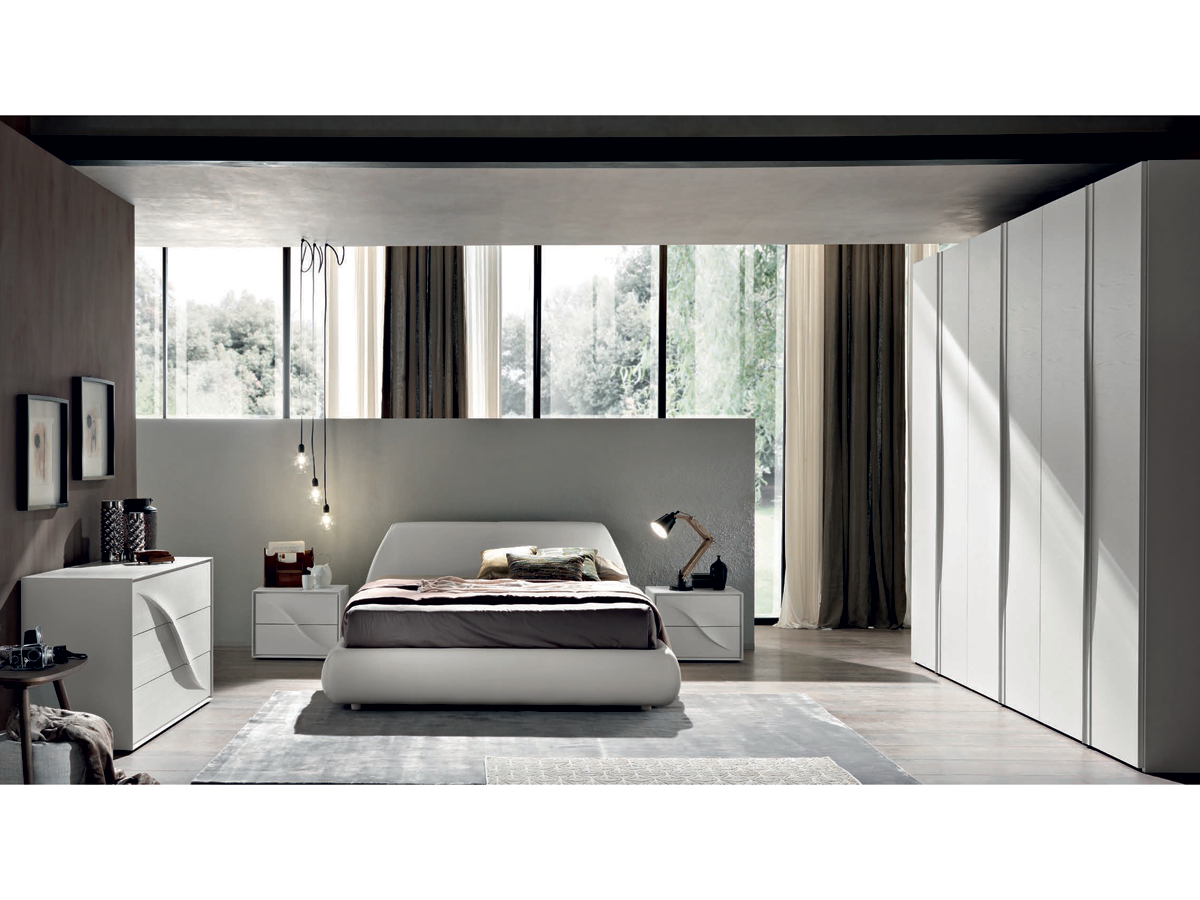 мебель для спальни в современном стиле из италии
