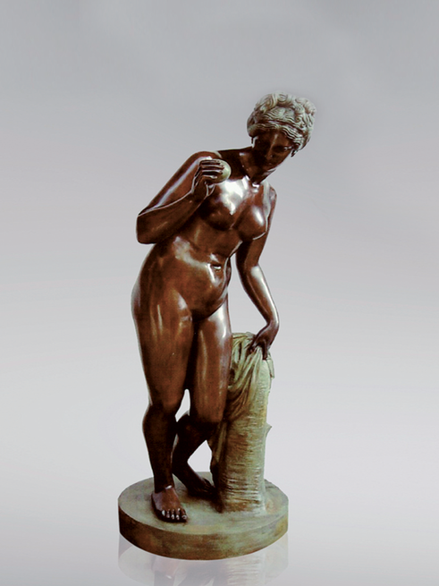 Итальянская бронзовая статуя Venus with apple фабрики Fonderia Artistica Ruocco