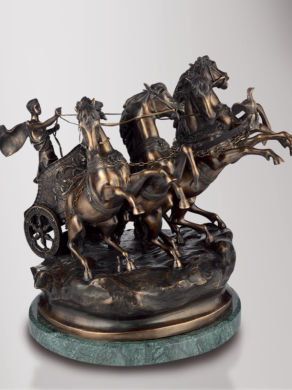Итальянская бронзовая статуя Four-horse chariot фабрики Fonderia Artistica Ruocco