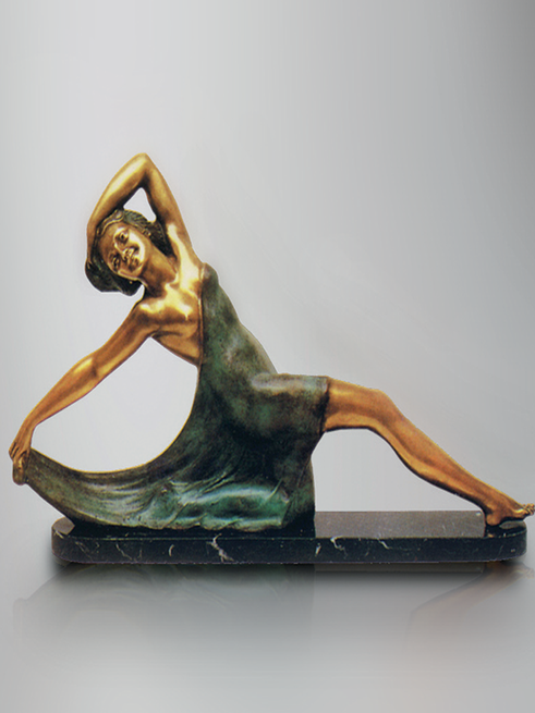 Итальянская бронзовая статуя Woman dancer фабрики Fonderia Artistica Ruocco