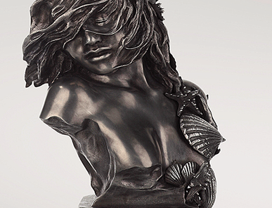 Итальянская бронзовая статуя Woman in the wind I фабрики Fonderia Artistica Ruocco