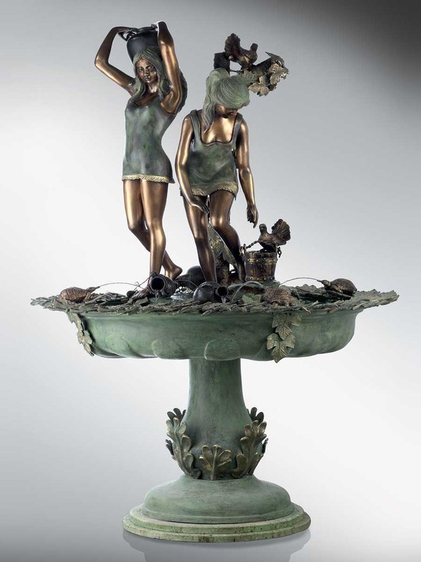 Итальянский бронзовый фонтан Water seller girl фабрики Fonderia Artistica Ruocco