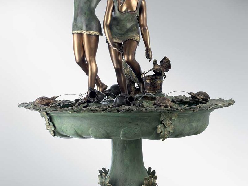 Water fountain текст с переводом. Бронзовый фонтан. Скульптура фонтан из бронзы. Фонтан из бронзы и меди. Фонтан бронза антиквариат.