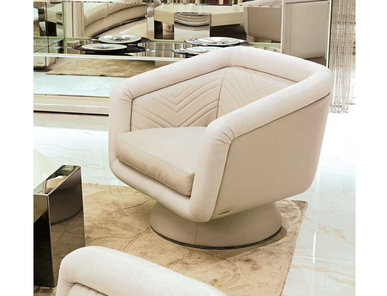 Итальянское кресло Costance фабрики VISIONNAIRE