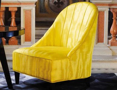 Итальянское кресло IDA фабрики Domedziioni 