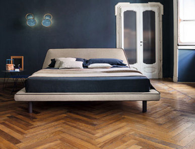 Итальянская кровать Joe фабрики Bonaldo