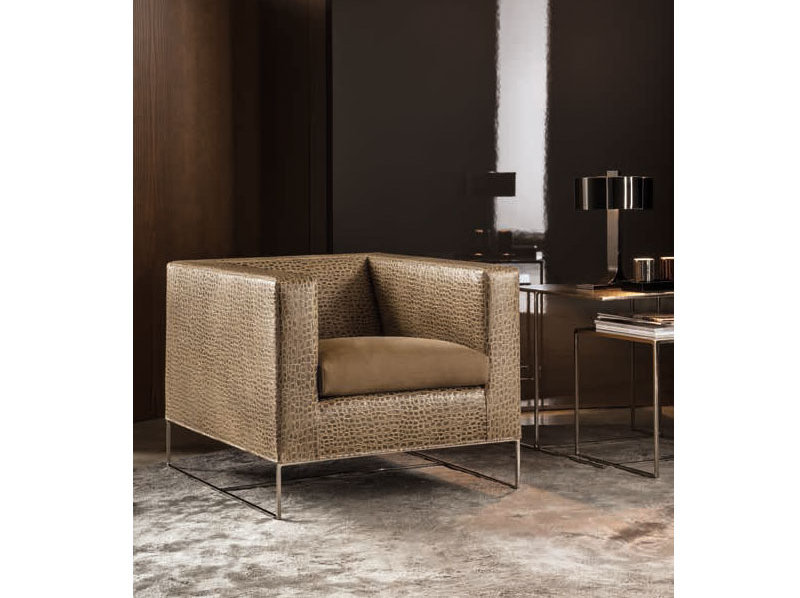 Итальянское кресло KLEE фабрики MINOTTI