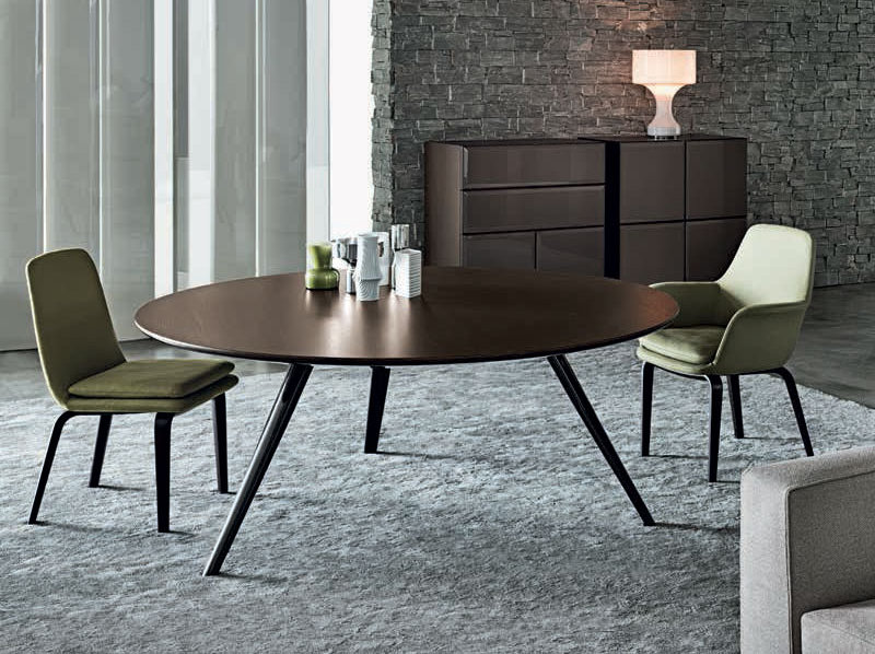 Итальянский стол EVANS 03 фабрики MINOTTI