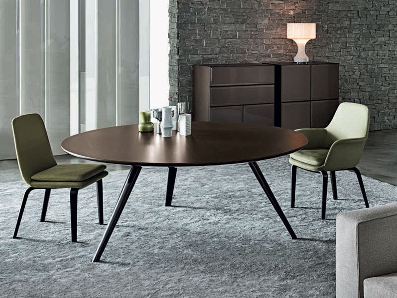 Итальянский стол EVANS 03 фабрики MINOTTI