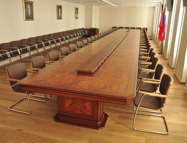 Испанский стол для переговоров PARLAMENT фабрики ALPUCH